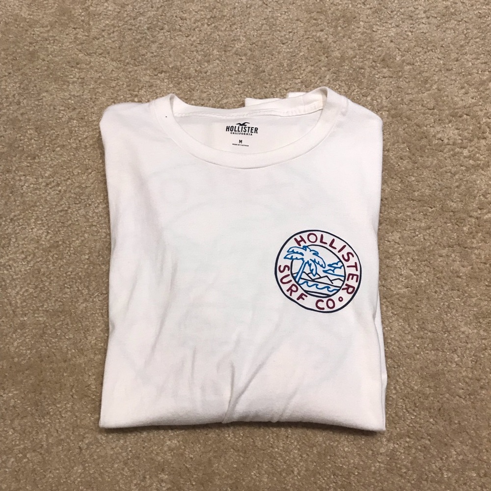 Hollister Long Sleeve “Explore the Coast”